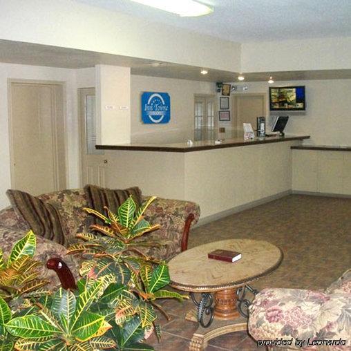 Inn Towne Lodge 포르 스미스 내부 사진